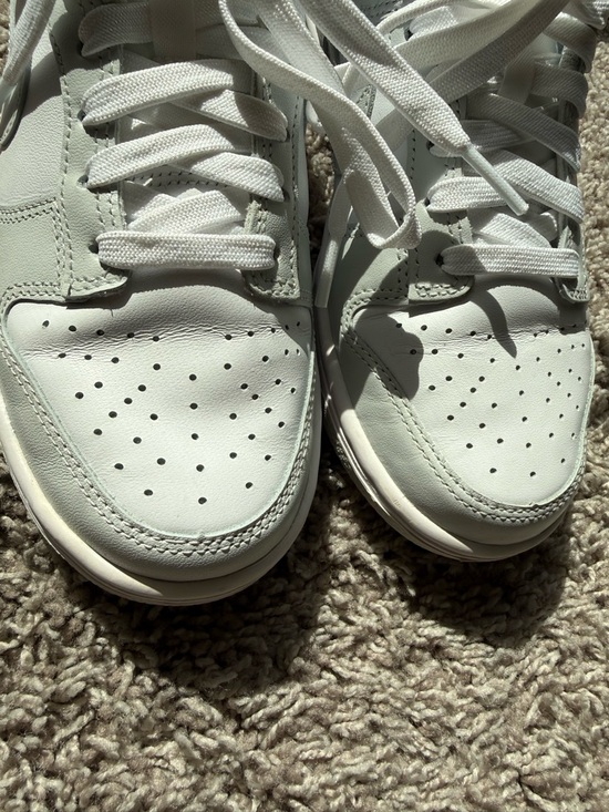 Nike Dunk Low - Picture 5 of 11